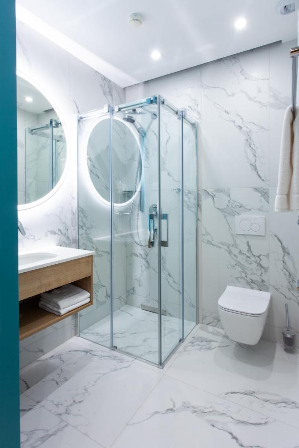 Square Apartments غدينيا المظهر الخارجي الصورة