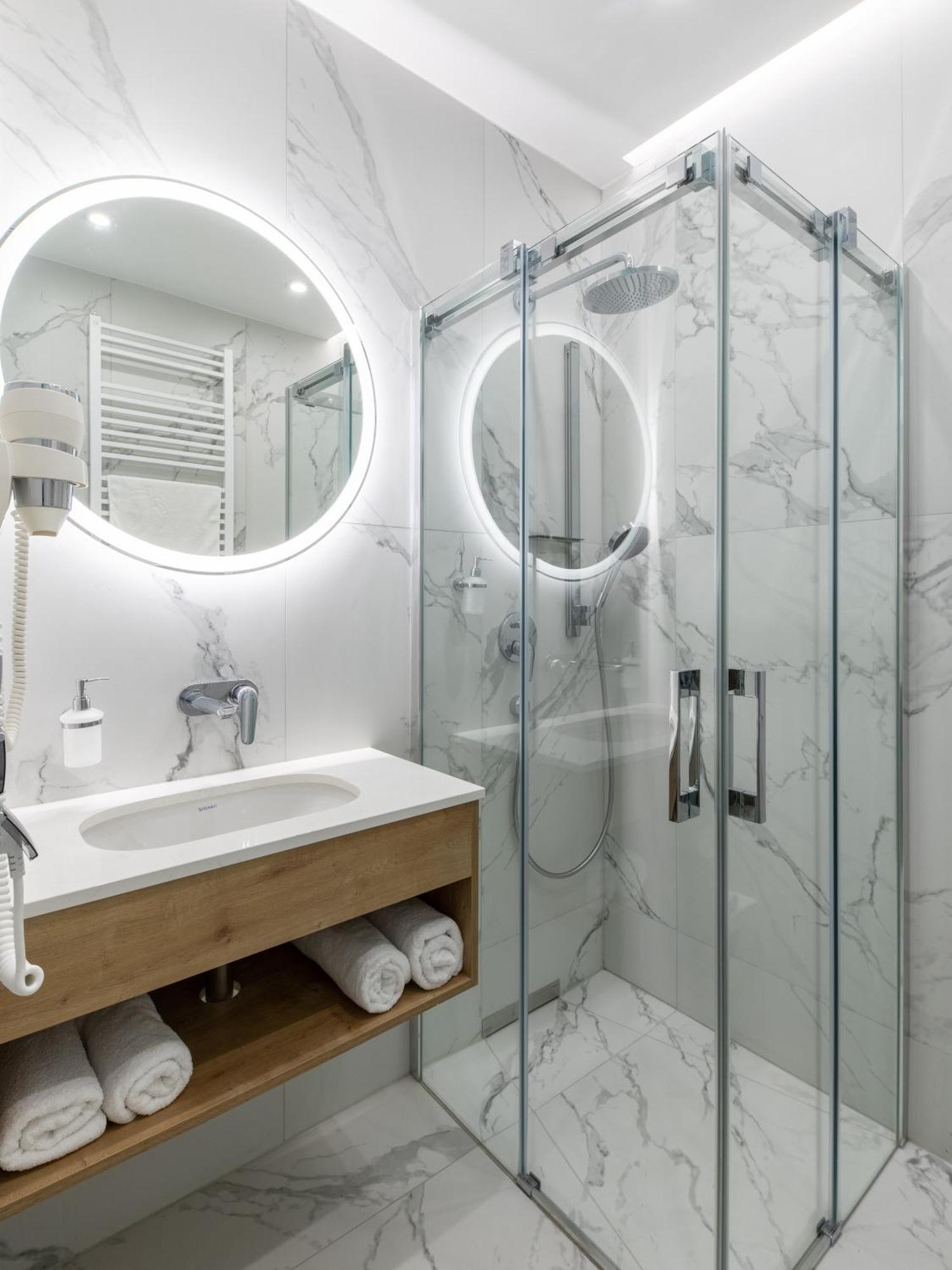 Square Apartments غدينيا الغرفة الصورة