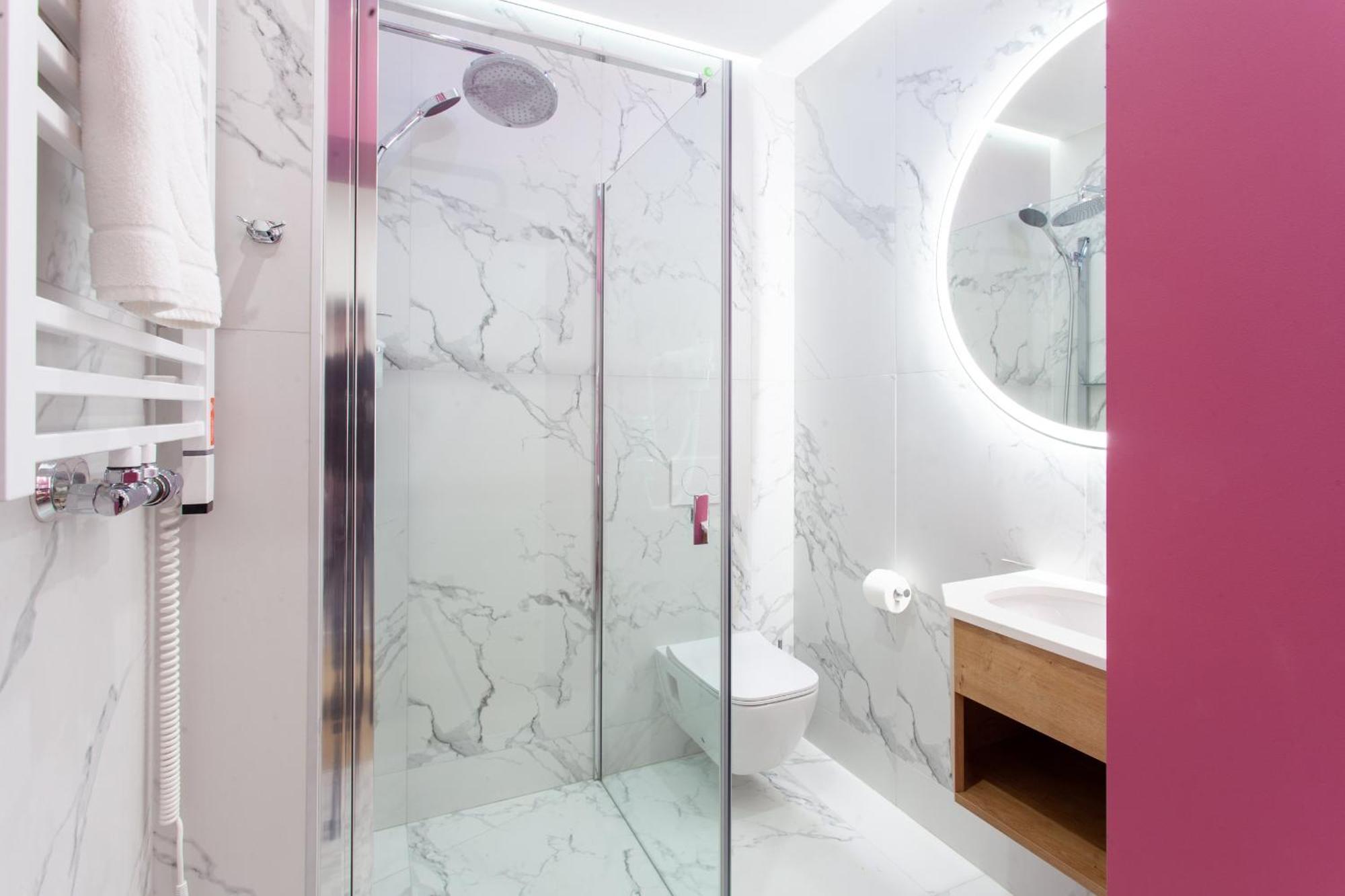 Square Apartments غدينيا المظهر الخارجي الصورة